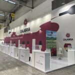 LA CALABRIA DEL VINO DI QUALITÀ PROTAGONISTA AL VINITALY 2023. ALLA FIERA SCALIGERA PRESENTI 120 AZIENDE CALABRESI, OSPITI IN DUE PADIGLIONI