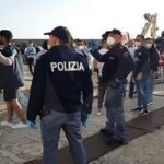 Immigrazione nel Crotonese: espulsi 94 extracomunitari, rilasciati 2800 permessi