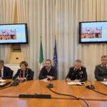 RC: protesta autotrasportatori, terminato vertice Prefettura, disponibilità ad affievolire i blocchi per consentire l’approvvigionamento dei beni di prima necessità e ridurre i disagi per la popolazione.